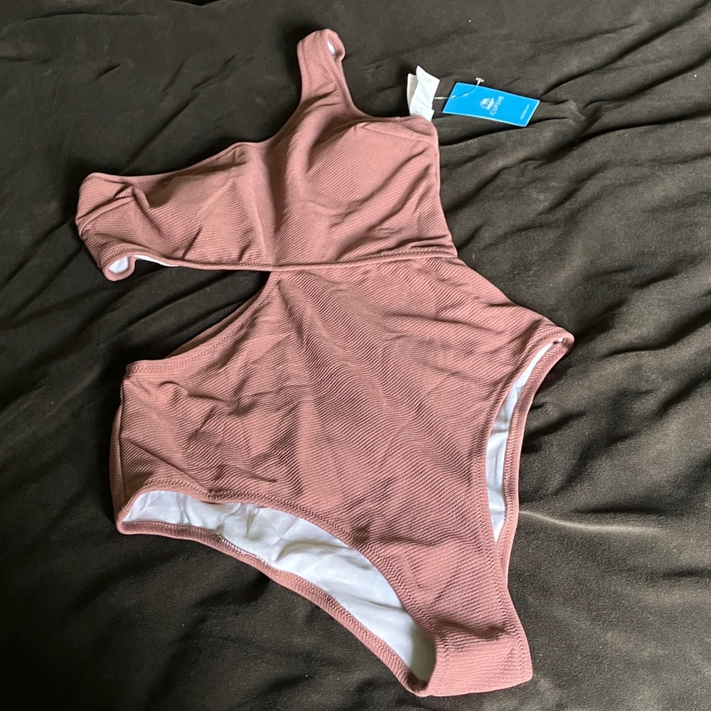 Cupshe Dusty Rose Ribbed One-Shoulder Cutout One-Piece Swimsuit